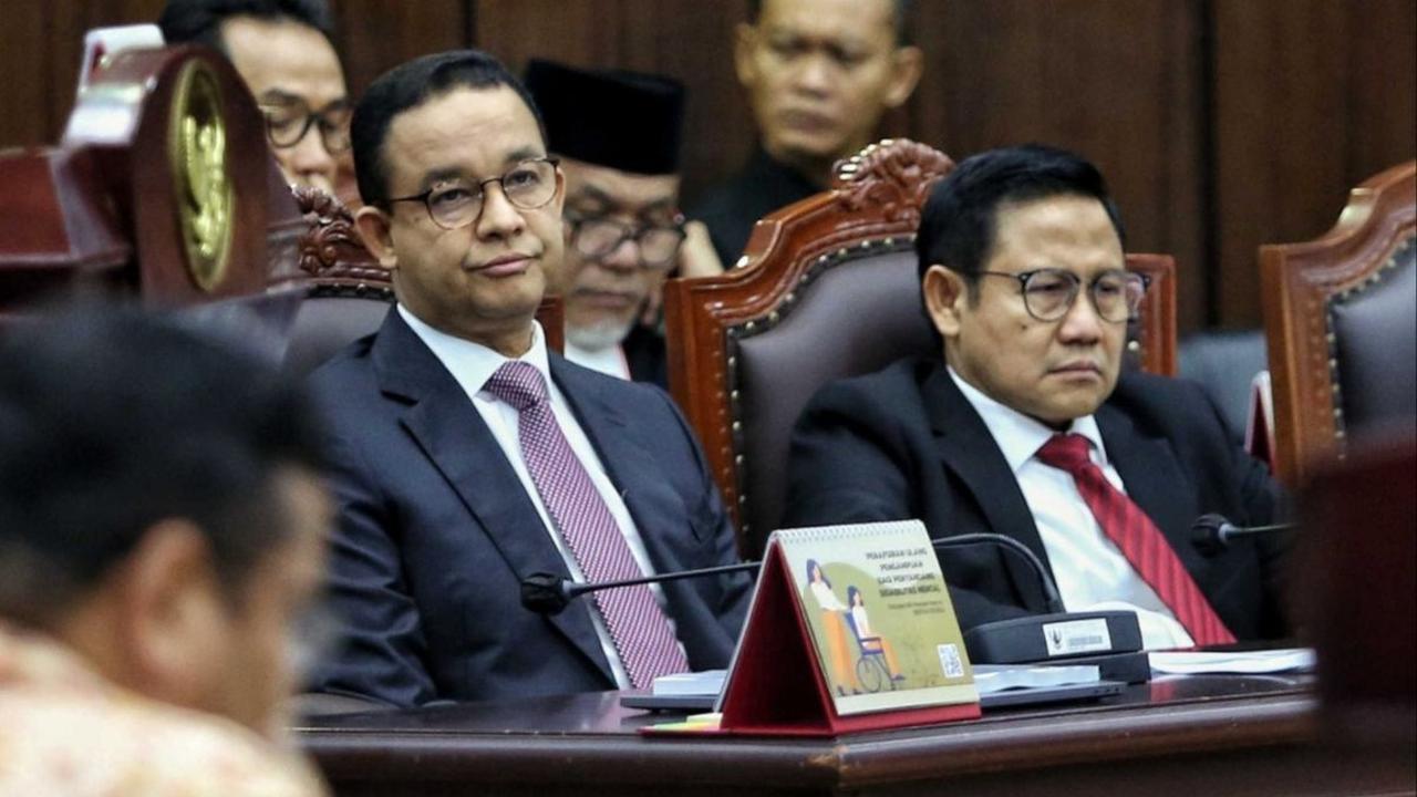 Mendengar permintaan tersebut, Suhartoyo tidak keberatan dan memutuskan sidang lanjutan besok digelar pada siang hari.<br>