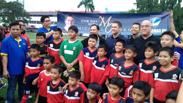 Michael Owen saat mengunjungi Jakarta