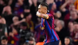 Barcelona Khawatir Raphinha Dipanggil Timnas Brasil, Perjalanan ke Asia Bisa Ganggu Pemulihan Cedera