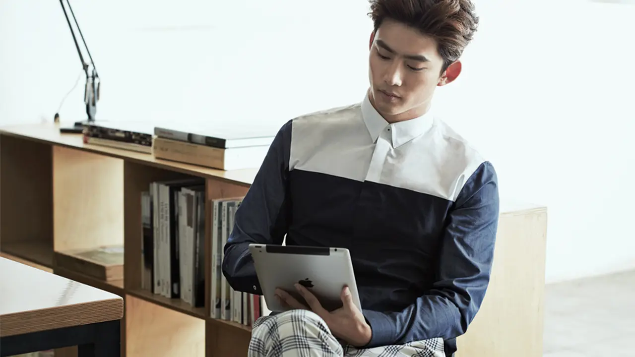 Taecyeon 2PM Kalahkan Changmin TVXQ dalam Aktor Terbaik