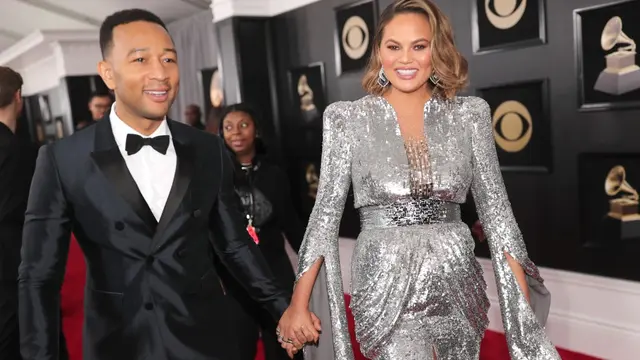 [Bintang] John Legend - Chrissy Teigen