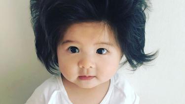 Masih 6 Bulan Rambut Bayi Cantik Imut Ini Tebal Bagai Singa Fashion Fimela Com