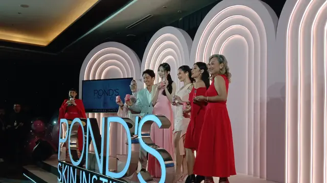 Penampilan Tzuyu Twice, Pevita Pearce, dan Dian Sastro sebagai brand ambassador Pond's