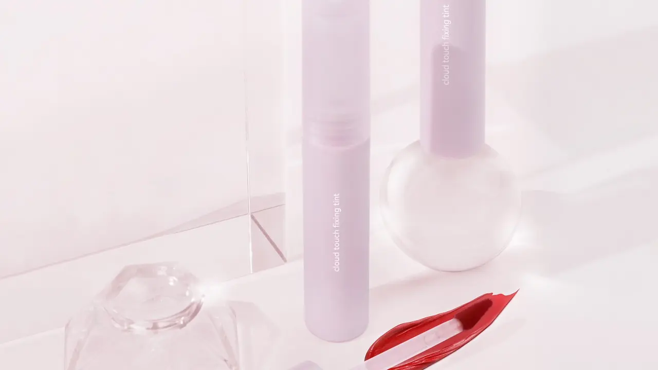 Y.O.U Cloud  Touching Fixing Tint