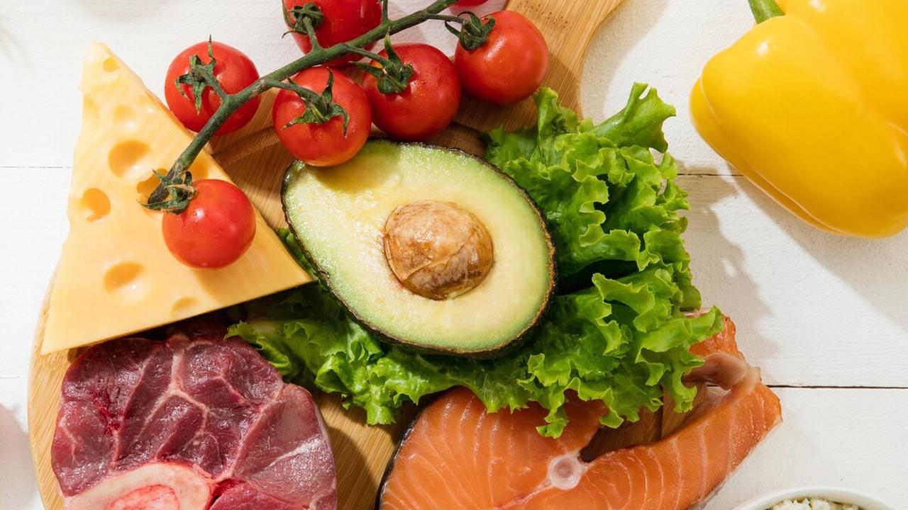 Ilustrasi makanan kaya akan protein/freepik.com/master1305