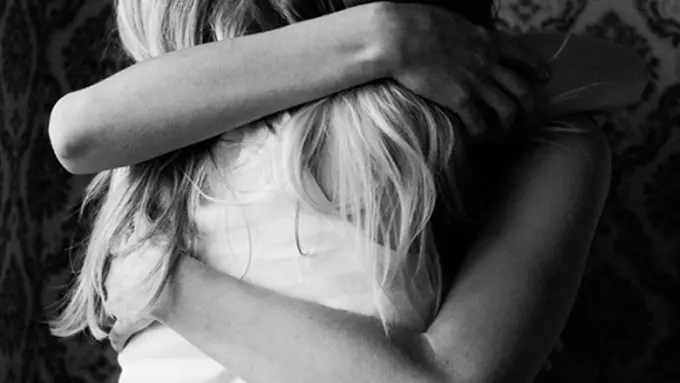 Kiat Mendampingi Korban Pemerkosaan Agar Mentalnya Pulih Lagi