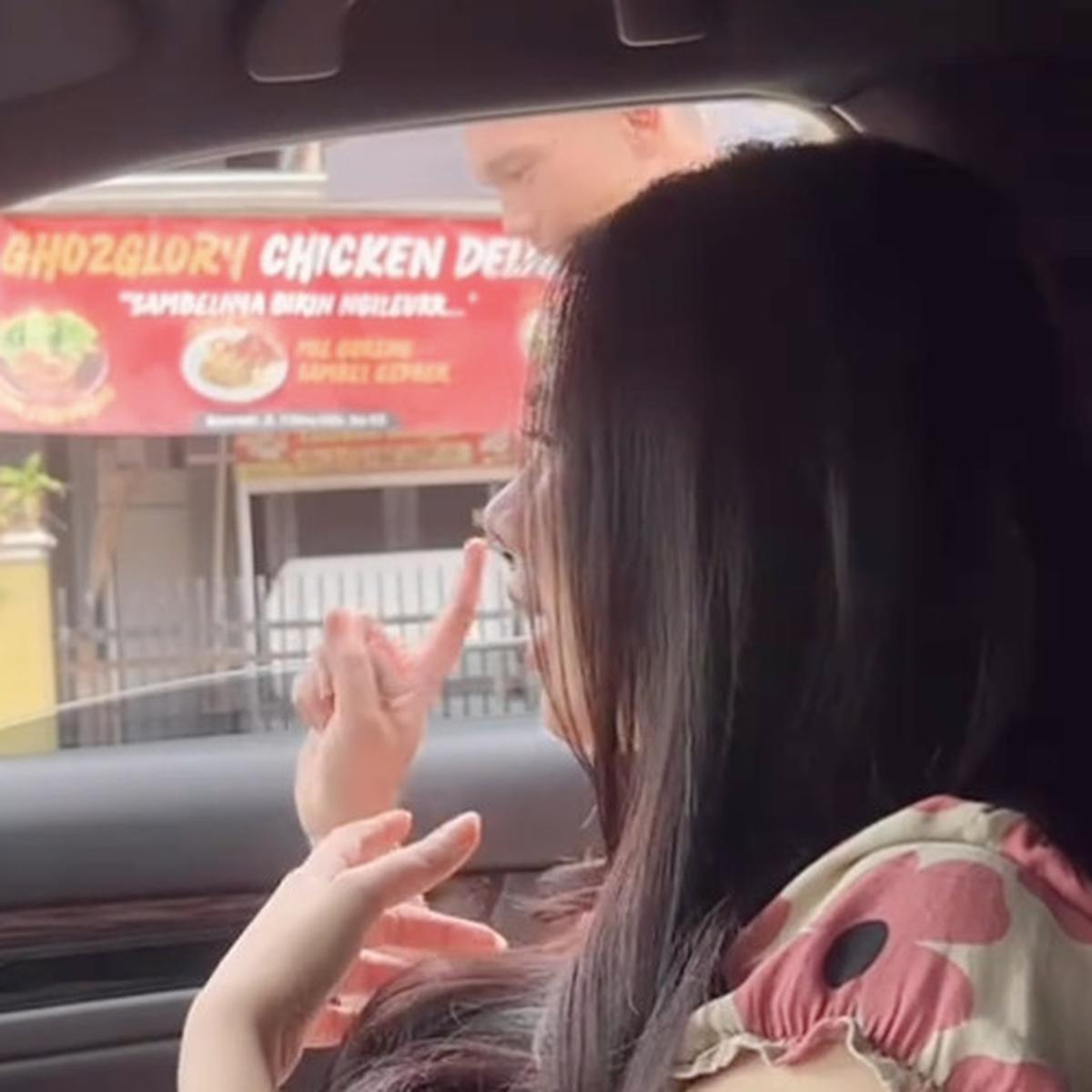 tukang parkir ramah