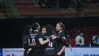 Tim putri Petrokimia Gresik Pupuk Indonesia memastikan ke grand final Livoli Divisi Utama 2023 setelah menundukkan TNI AL pada laga terakhir putaran kedua final four, di GOR Joyoboyo, Kediri, Kamis (7/12/2023). (Bola.com/PBVSI)