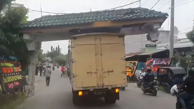 Potret Barang Bawaan Mobil Angkut Bikin Senyum Senyum Geli
