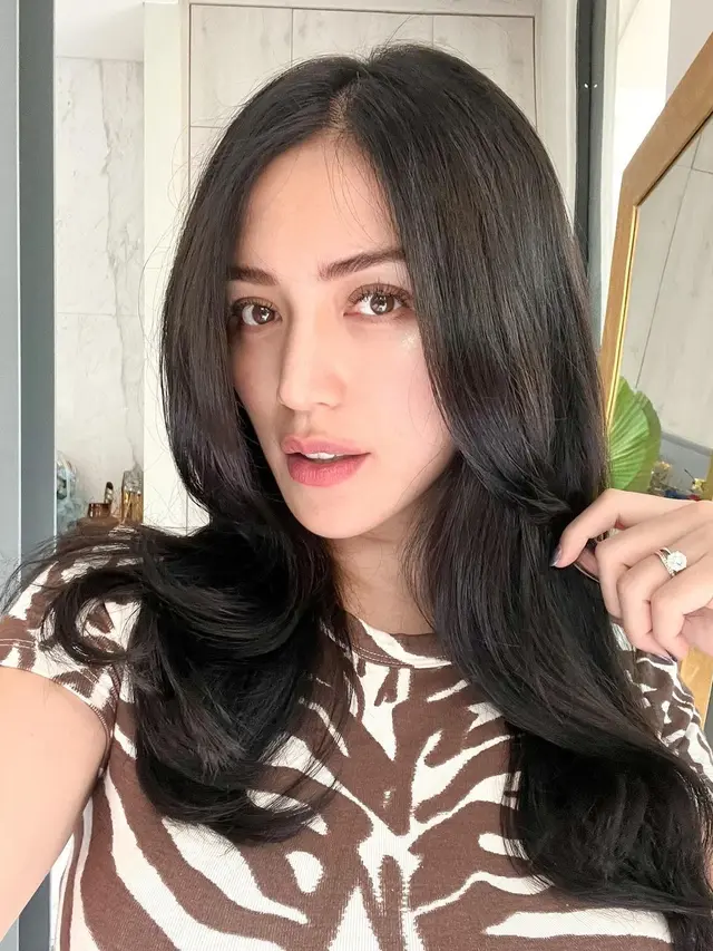 Jessica Iskandar tetap ingin jual rumah