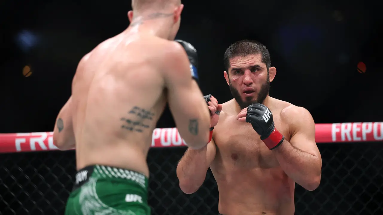 Islam Makhachev Menang Angka atas Ian Machado Garry di UFC 330