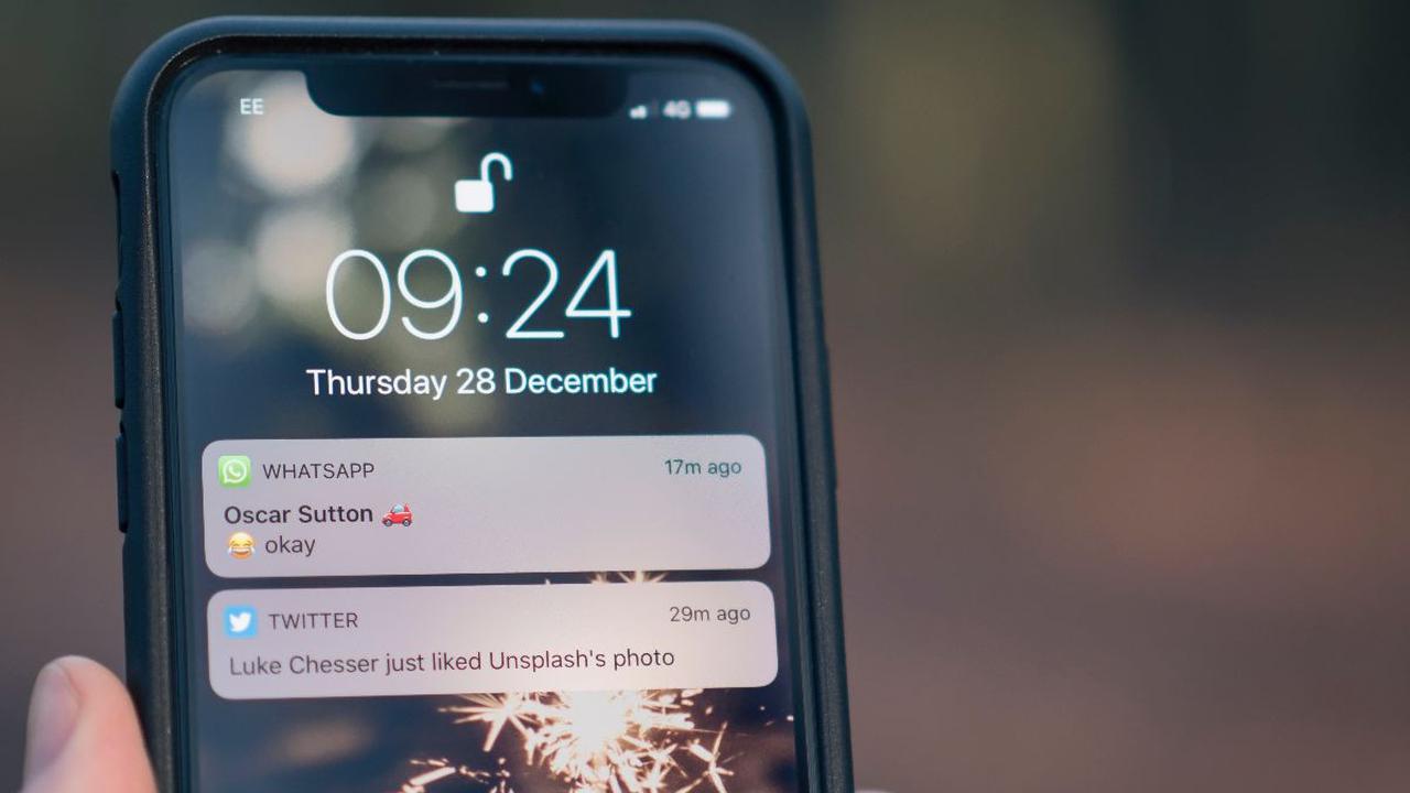 Satu-satunya informasi yang disimpan oleh Signal adalah jejak terakhir pengguna masuk ke dalam aplikasi atau status online.&nbsp;<br>