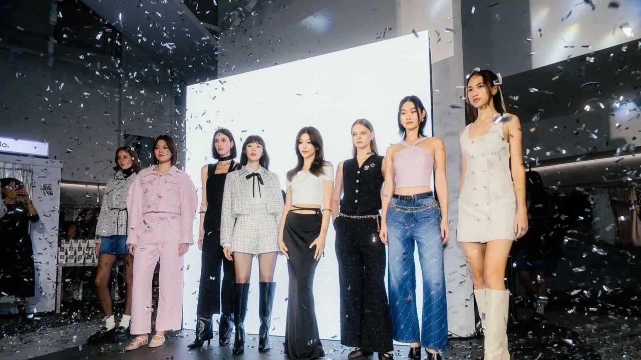 Flagship Store