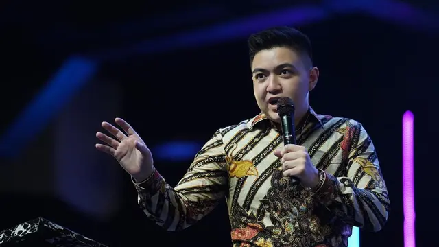 6 Potret Greivance Lumoindong, Kekasih Baru Salmafina Sunan yang Curi Perhatian