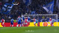 Tiga gol sundulan cukup mengantarkan FC Porto meraih kemenangan 3-1 atas tim peringkat empat Liga Portugal, Sporting Braga, Sabtu ...