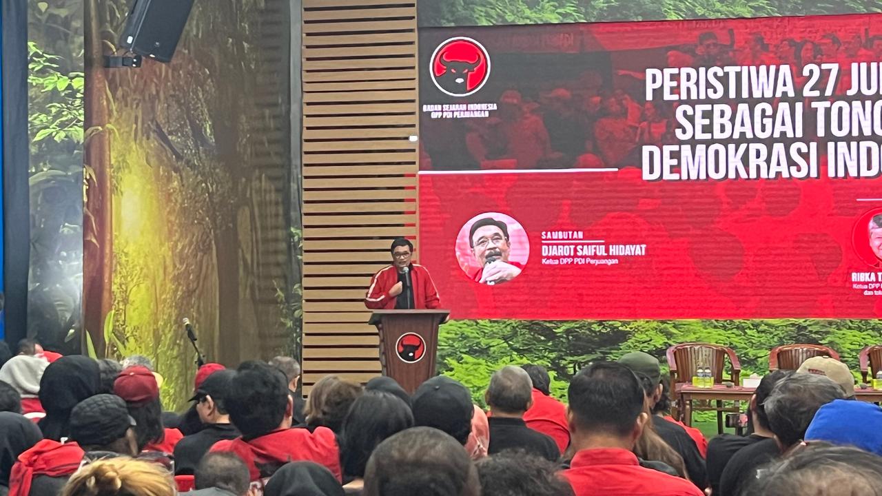 Djarot PDIP: Kasus Tom Lembong dan Hasto Dicari-cari Kesalahannya, Kasus Minyak Goreng dan Gratifikasi Jet Lewat