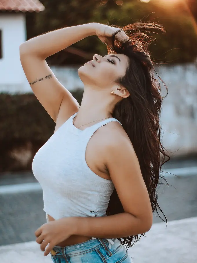 [Fimela] Ilustrasi Perempuan