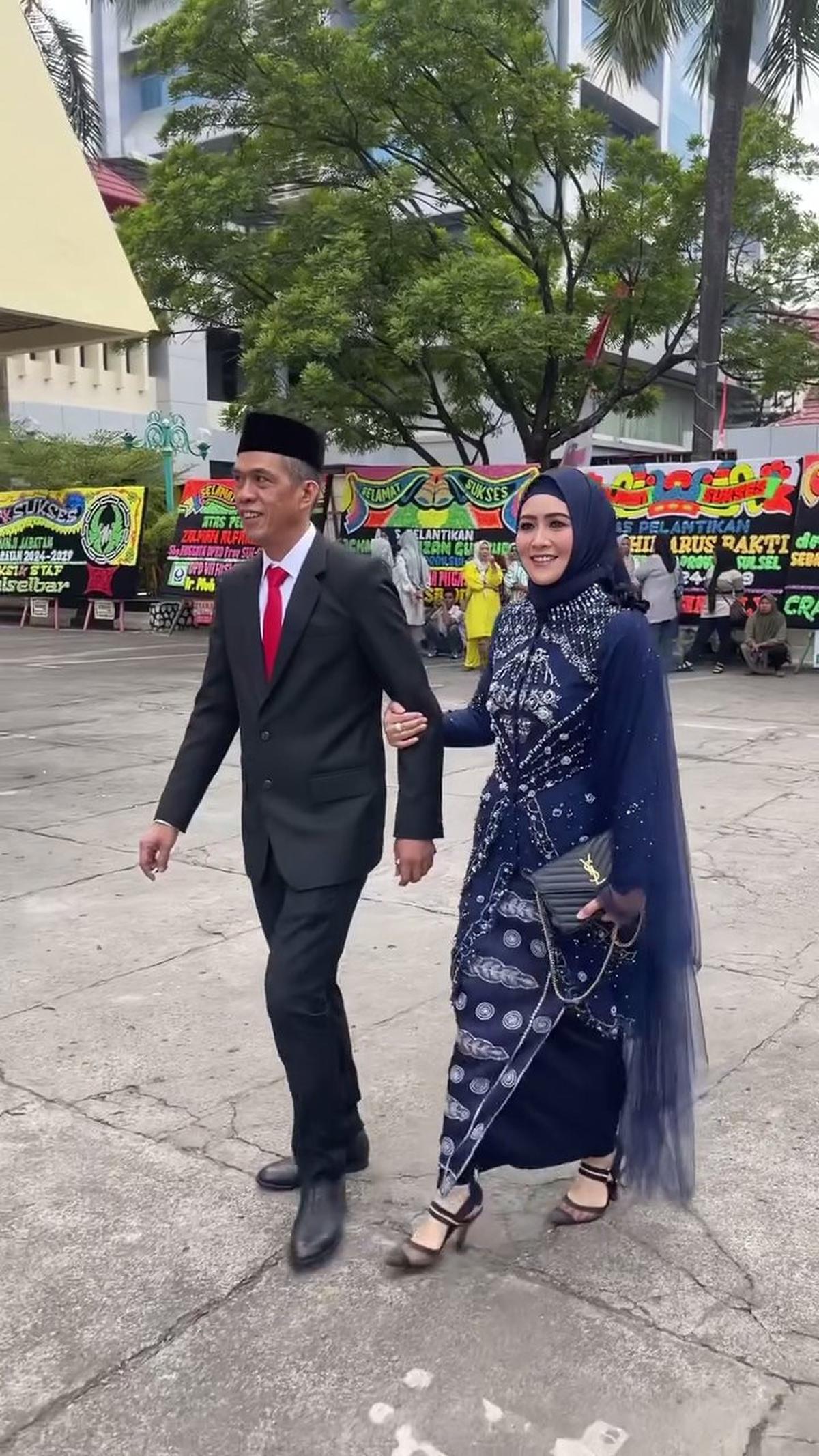 7 Potret Meggy Wulandari Mantan Istri Kiwil, Bahagia Dampingi Suami yang Kini Jadi Anggota Dewan