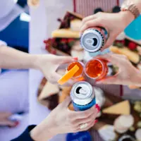 Survey yang dilakukan FMCG Gurus menunjukkan, 71% orang Indonesia menganggap penting penggunaan pewarna makanan dan minuman alami. Mereka juga mendukung gerakan clean label. | pexels.com/@rachel-claire