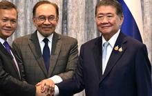 VIDEO: Kamboja dan Thailand Sepakat Gencatan Senjata Bertemu di Malaysia, Tegaskan Tanpa Syarat!