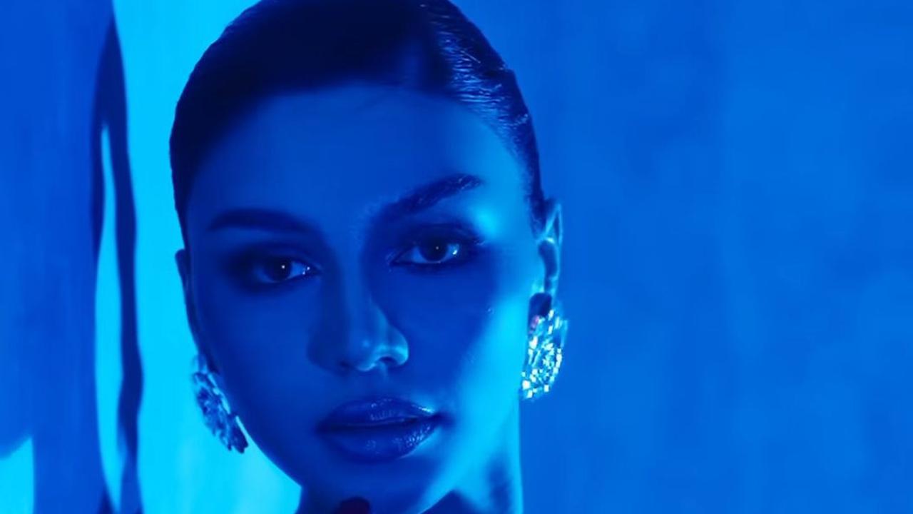Potret Cantik Jihane Almira Tampil Elegan dalam Pemotretan, Isyaratkan Debut di Miss Universe?