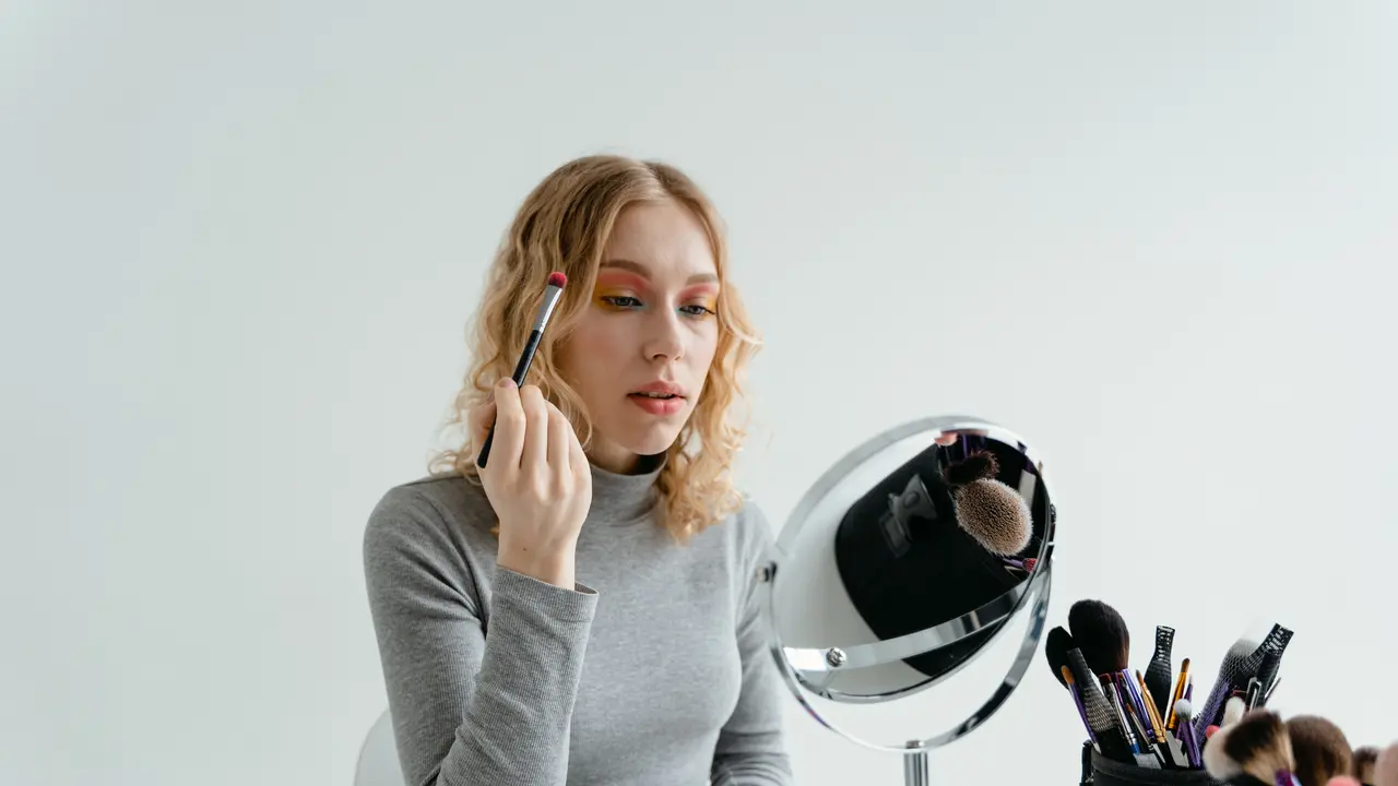 3 Langkah Makeup Kilat ala MUA untuk Para Ibu yang Super Sibuk