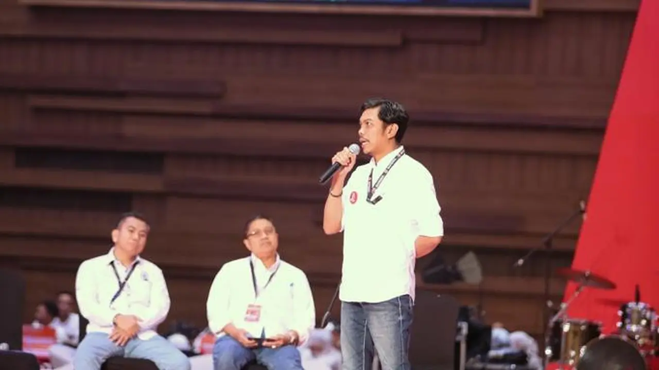 Kepala Bapenda Kota Makassar Berikan Paparan Konsep Resiliensi Pendapatan Daerah saat Hadiri Rakorsus 2023