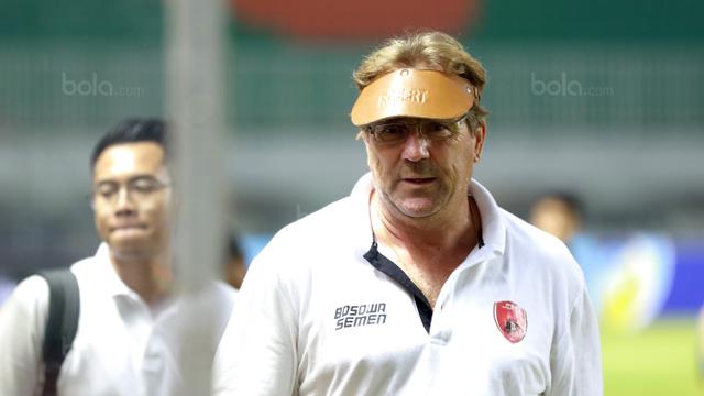 Pelatih Asing, Liga 1 2017, Robert Rene Alberts