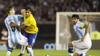 Cuplikan Duel Klasik Argentina vs Brasil