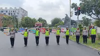Ini Cara Unik Polwan Ditlantas Polda Riau Sukseskan Pemilu 2024