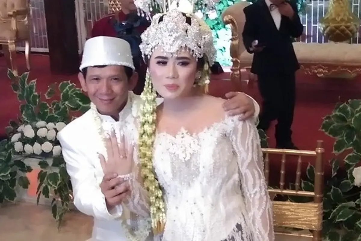 Resmi Menikah, Ini 6 Momen Mesra Pernikahan Ginanjar dan Tiara Amalia