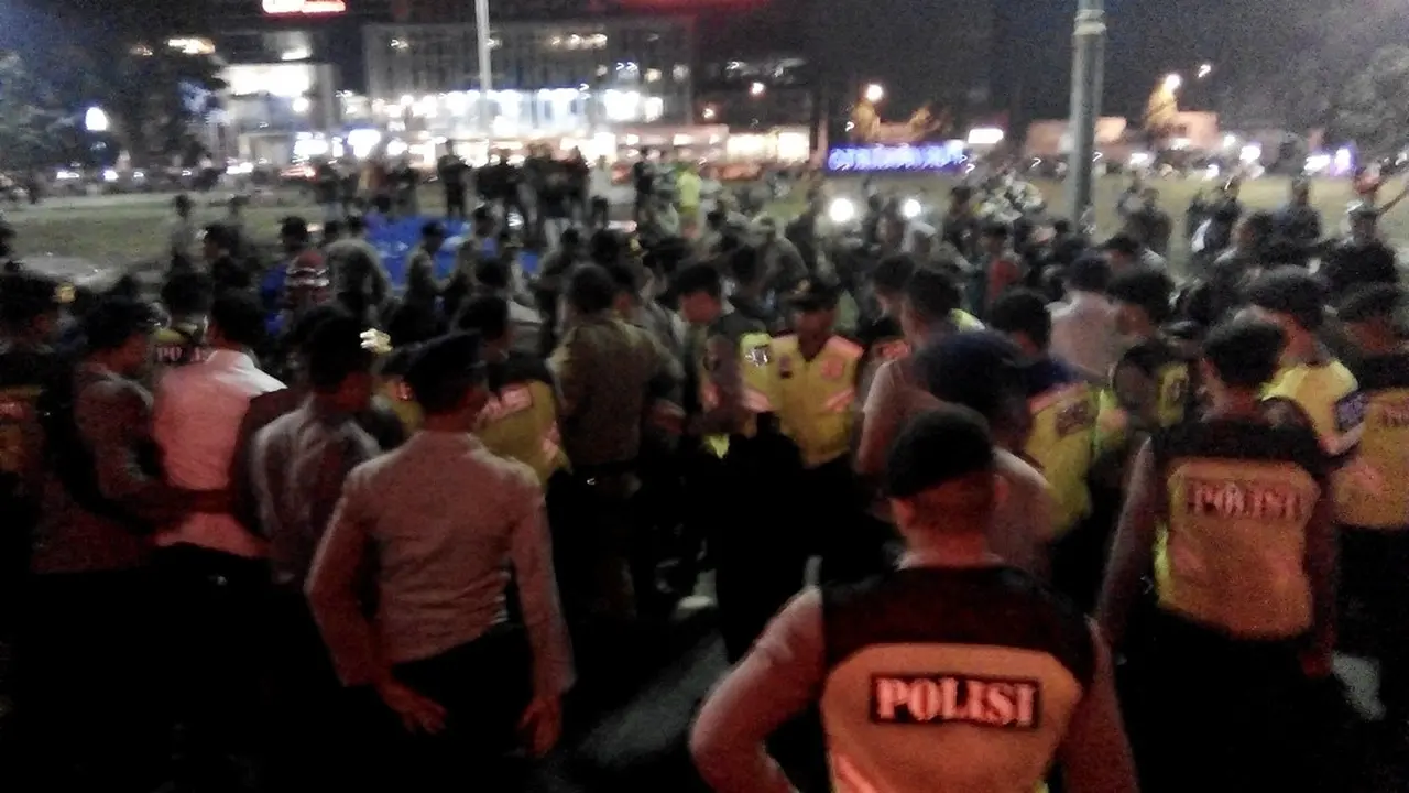 Demo Tolak PTLP Ricuh, Wartawan TV Dikeroyok dan Dipukuli