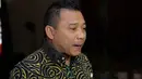 "Ada masalah seniman yang belum bisa beres. Artinya, dengan dia (Ahmad Dhani) menjadi pemimpin daerah, dia bisa membikin aturan, bahwa dia harus tetap memikirkan bagaimana membela kepentingan seniman," ujar Anang Hermansyah. (Deki Prayoga/Bintang.com)
