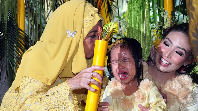 [Bintang] Ayu Dewi