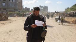 Sebelumnya diketahui, tentara Israel melanjutkan serangan udara setelah masa pemberlakuan gencatan senjata tahap pertama usai. (BASHAR TALEB/AFP)