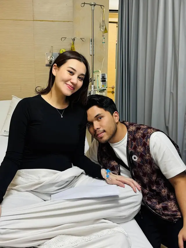 Aaliyah Massaid Dilarikan ke Rumah Sakit (credit: instagram/thariqhalilintar)
