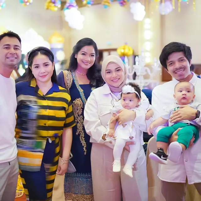 Pesta Ulang Tahun Thania dan Thalia Putri Ruben Onsu Bertema Aladdin (Foto: Instagram @titi_kamall)