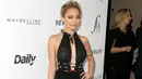 Mantan bintang reality show, Nicole Richie tampil dalam balutan leotard hitam saat menghadiri Los Angeles Fashion Awards 2016 di Sunset Tower Hotel, West Hollywood, California, Minggu (20/3) malam. (Frederick M. Brown/Getty Images/AFP)