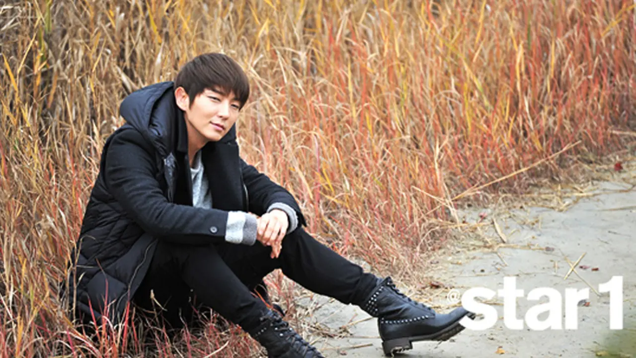 Lee Jun Ki Kembali Syuting Meski Cedera