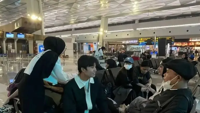 Potret Santyka Fauziah dan Keluarga Sule (Instagram/@rizkymahalini_lovers)