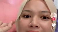 Jangan Salah Pilih, Ini Cara Menentukan Shades Lipstik Sesuai Warna Bibir dari TikTok