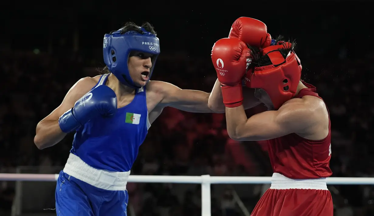 Kemenangan ini membuat Imane Khelif berhak melaju ke final tinju putri 66 kg untuk memperebutkan medali emas Olimpiade 2024.  (AP Photo/John Locher)