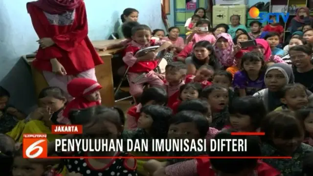 Warga Kelurahan Kedaung Kaliangke, Jakarta Barat menyambut baik imunisasi dan penyuluhan penyakit difteri yang digelar Sudin Kesehatan.