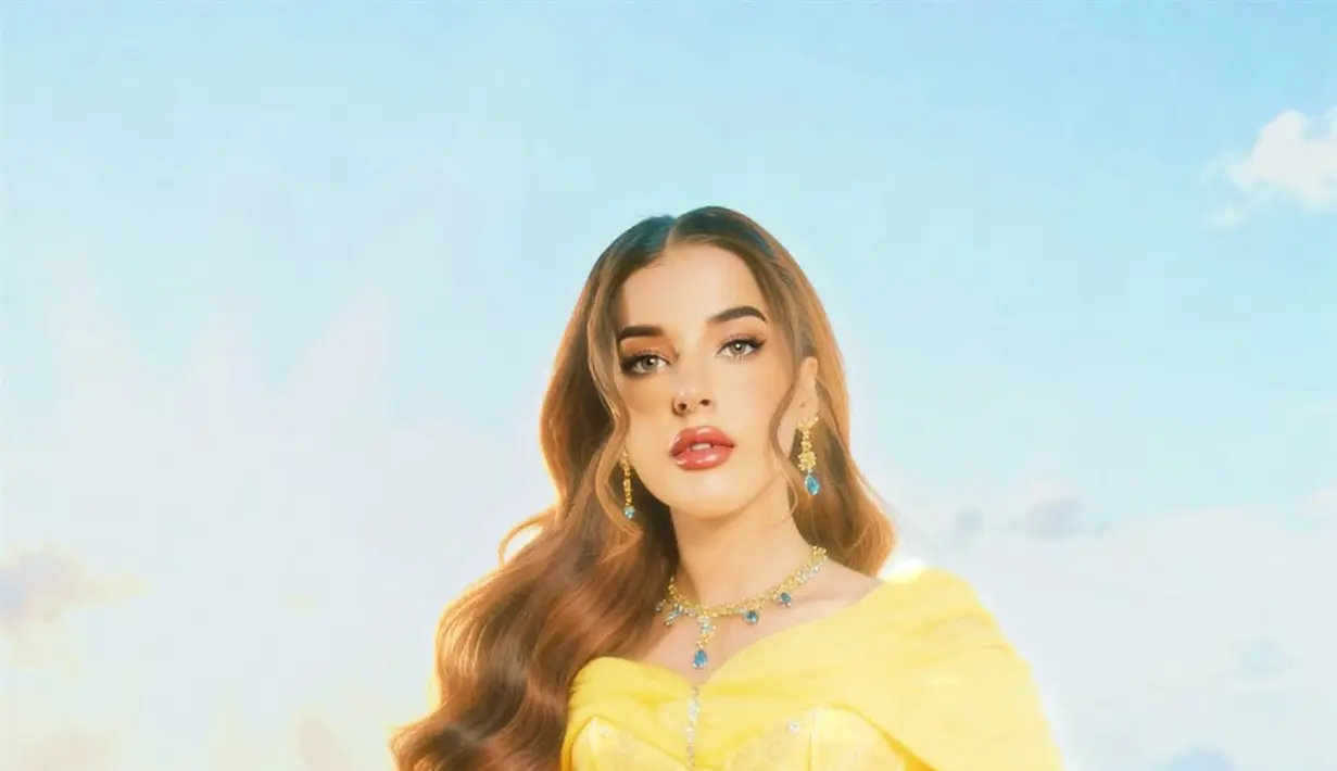 Tasya Farasya kembali tunjukkan pesonanya sebagai Disney Princess. Kali ini ia pilih karakter Princess Belle [@tasyafarasya]