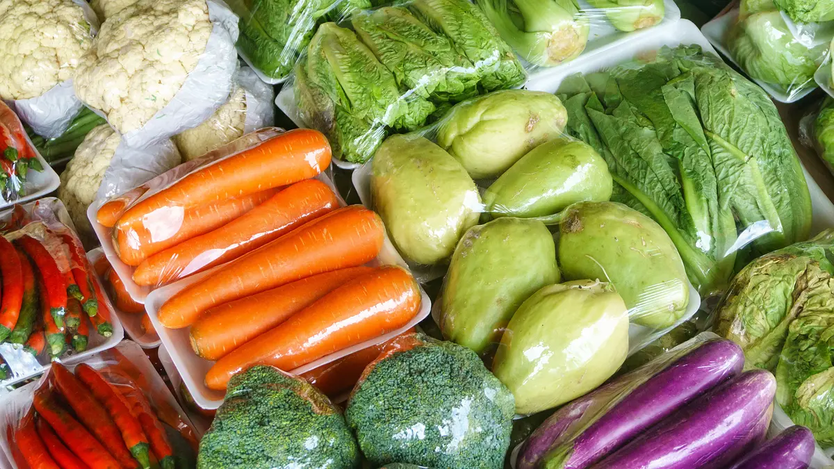 Tips Menyimpan Sayuran agar Tetap Segar di Dalam Kulkas - Lifestyle Fimela.com