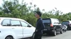 Setelah bermain film Ayat-ayat Cinta, aktor ganteng Fedi Nuril kini makin berhasrat mempelajari agama. Fedi Nuril pun dikabarkan akan meninggalkan dunia hiburan. Benarkah itu? Saksikan hanya di Starlite!