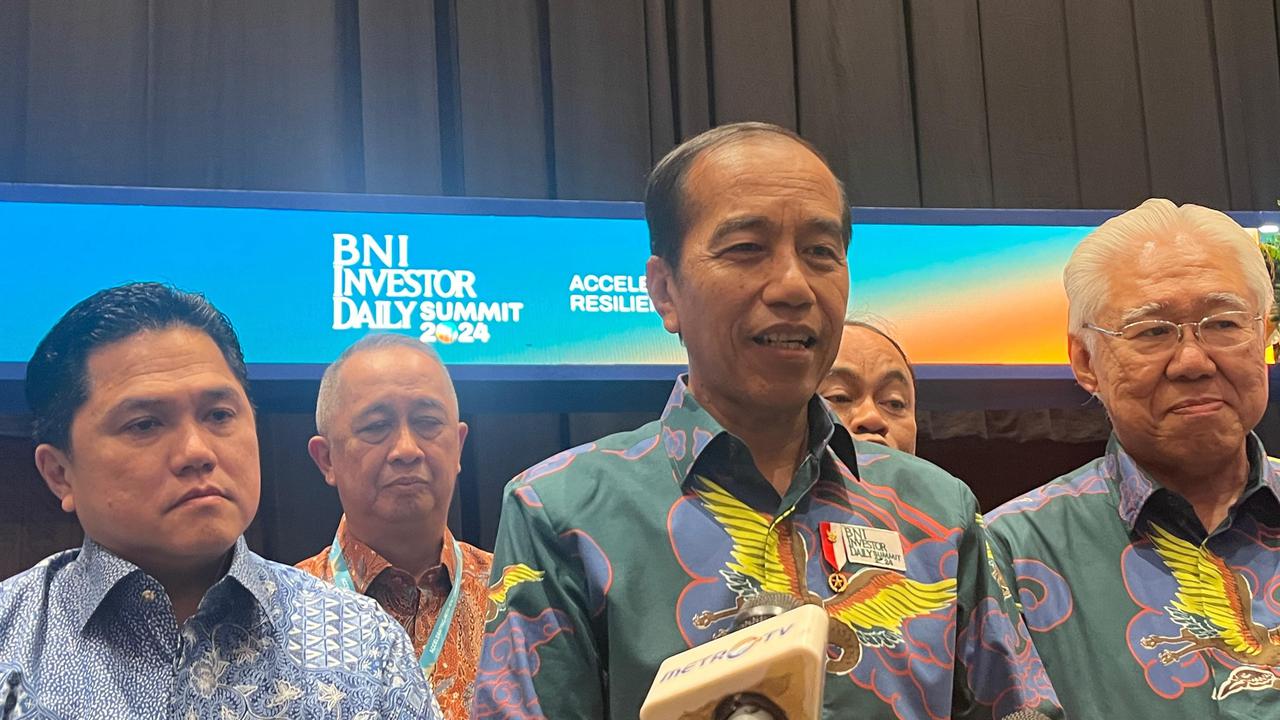 VIDEO: Jokowi Langsung Mudik Usai Prabowo-Gibran Dilantik "Pulang ke Solo, Tidur"