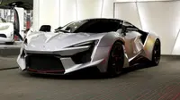 Suksesor Lykan Hypersport Mulai Goda Publik