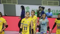 Jakarta Livin Mandiri gagal ke final Four PLN Mobile Proliga 2025 usai kalah dari Bandung bjb Tandamata di laga terakhir. Wilda Siti Nurfadhilah dan kawan-kawan kalah 1-3 (22-25, 25-23, 21-25, 21-25) di GOR PSCC Palembang, Minggu (23/2).&nbsp;(foto: PBVSI)