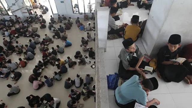Pesantren Tarbiyah Islamiyah Ar-Raudlatul Hasanah Medan